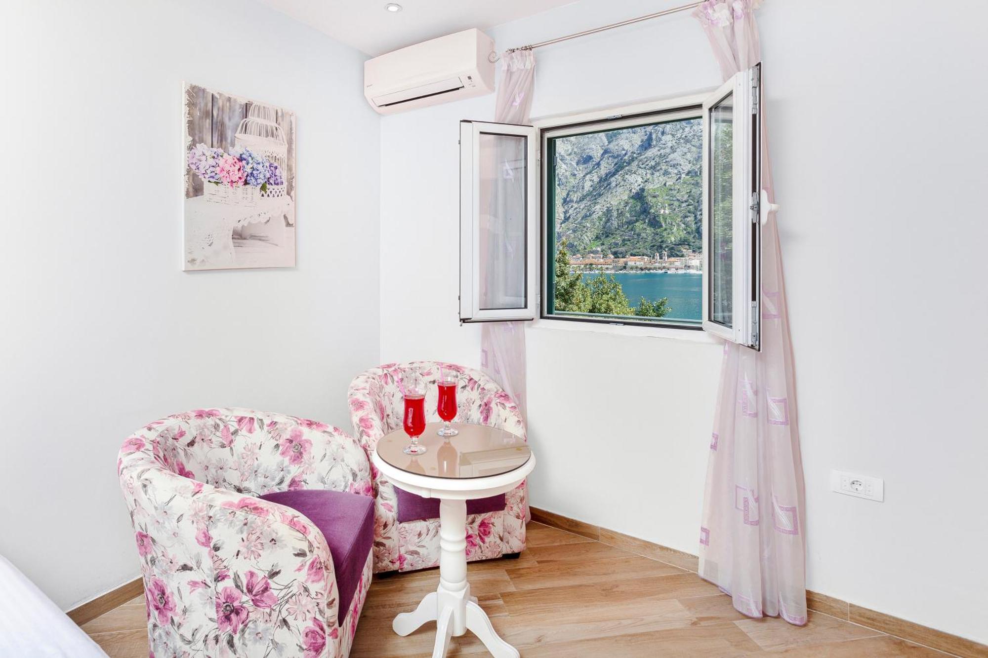 Apartments Doncic Kotor Ngoại thất bức ảnh