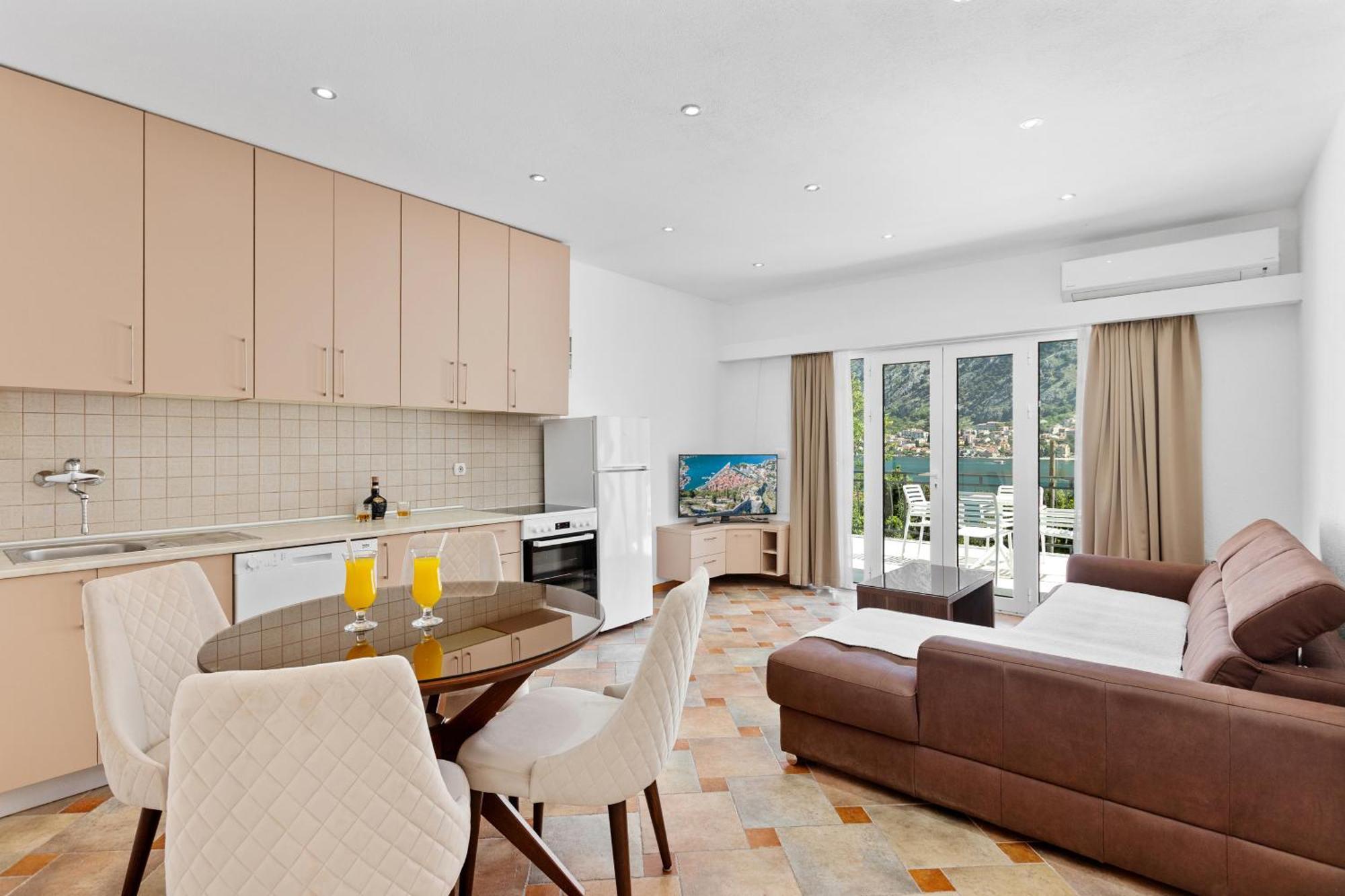 Apartments Doncic Kotor Ngoại thất bức ảnh